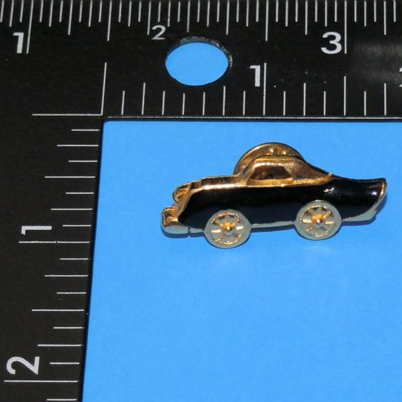 Vintage Ruth's Designs Car Brooch Pin Automobile Vehicle Black Enamel Gold Tone - Picture 6 of 6